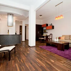  Apartment Downtown Greece